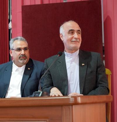 دیدار سرکنسول جمهوری اسلامی ایران با رئیس دانشگاه و دانشجویان ایرانی؛ تأکید بر همبستگی، حمایت از دانشجویان و توسعه همکاری‌ها